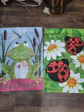 Like New Summer Garden House Flag Lot Cottagecore